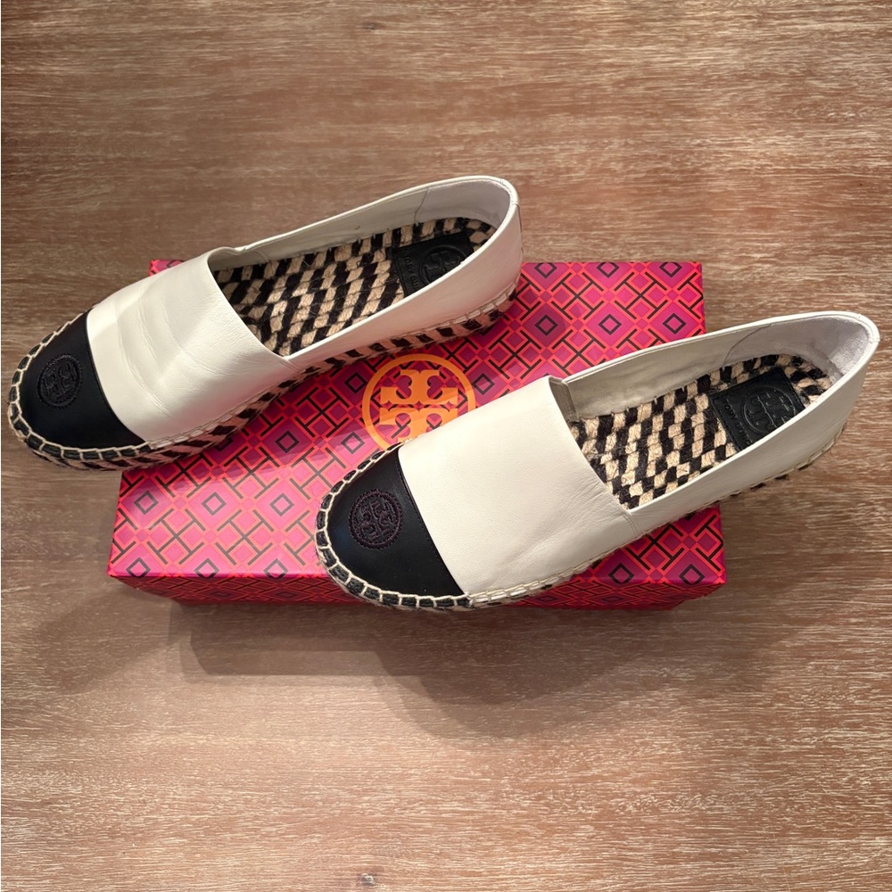 Tory Burch Black and Cream Moccasins